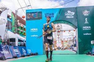 BIB: 528, 5004
                            <button type="button" onclick="openModal(21765221)" class="btn btn-primary btn-sm float-right btn-popup" data-toggle="modal" data-target=".modal-high-quality">
                        <i class="fas fa-shopping-cart"></i> Add to Cart
                    </button>
                                            <button type="button" onclick="isThisMe(21765221, true)" class="btn btn-success btn-sm float-right btn-popup btn-isme hidden" data-toggle="tooltip" data-placement="bottom" title="นี่คือรูปของคุณใช่ไหม คลิกที่นี่เพื่อเอาเข้าอัลบั้ม">
                        <i class="fas fa-plus"></i> Add to album
                    </button>
                    <button type="button" onclick="isThisMe(21765221, false)" class="btn btn-warning btn-sm float-right btn-popup btn-isnotme hidden">
                        <i class="fas fa-ban"></i> Remove from album
                    </button>